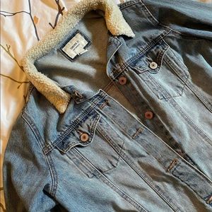 F21 jeans jacket💙